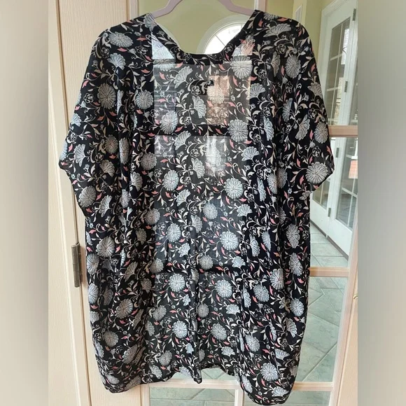 NWOT Loft Floral Daisy Kimono - Picture 7 of 8